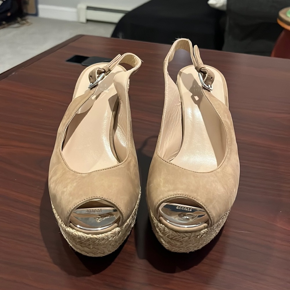 Stuart Weitzman Sandler heels
